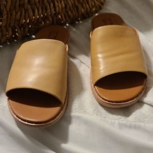 NWOT Fitflop Slides